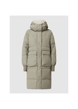 Płaszcz pikowany z kapturem ze sklepu Peek&Cloppenburg  w kategorii Płaszcze damskie - zdjęcie 144845598