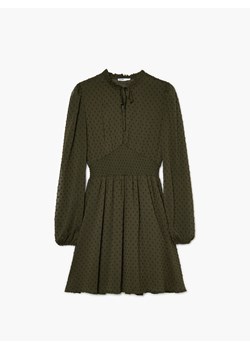 Cropp - Szyfonowa sukienka mini - zielony ze sklepu Cropp w kategorii Sukienki - zdjęcie 145013139