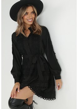 Czarna Sukienka Koszulowa z Wiązanym Paskiem i Ażurowymi Taśmami Dimi ze sklepu Born2be Odzież w kategorii Sukienki - zdjęcie 145070768