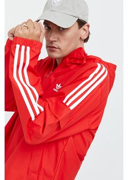 adidas Originals kurtka męska kolor czerwony przejściowa ze sklepu ANSWEAR.com w kategorii Kurtki męskie - zdjęcie 145088197