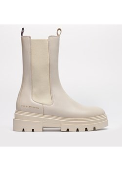 TOMMY HILFIGER MONOCHROMATIC CHELSEA BOOT ze sklepu Symbiosis w kategorii Workery damskie - zdjęcie 145149096