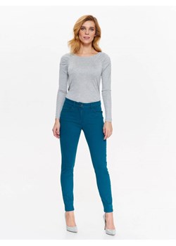 Jeansowe spodnie rurki ze sklepu Top Secret w kategorii Spodnie damskie - zdjęcie 145254859