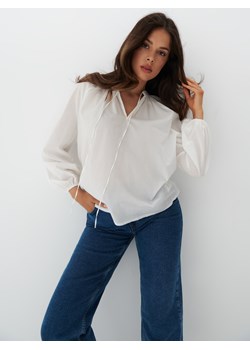 Mohito - Bawełniana bluzka - Biały ze sklepu Mohito w kategorii Bluzki damskie - zdjęcie 145262699