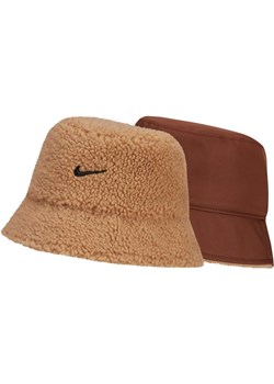 Dwustronny kapelusz z dzianiny Nike Sportswear - Brązowy ze sklepu Nike poland w kategorii Kapelusze męskie - zdjęcie 145491658