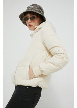 JDY kurtka damska kolor beżowy zimowa oversize ze sklepu ANSWEAR.com w kategorii Kurtki damskie - zdjęcie 145754136