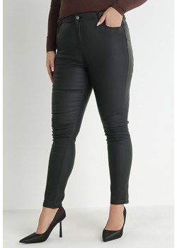Czarne Spodnie Skinny Push Up Zami ze sklepu Born2be Odzież w kategorii Spodnie damskie - zdjęcie 145918756