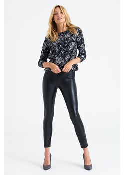 Czarne legginsy ze skóry ekologicznej ze sklepu Greenpoint.pl w kategorii Spodnie damskie - zdjęcie 145932885