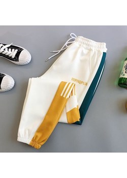 Spodnie dresowe z kolorowymi wstawkami - Biały / S ze sklepu Valetta.pl w kategorii Spodnie damskie - zdjęcie 146017459