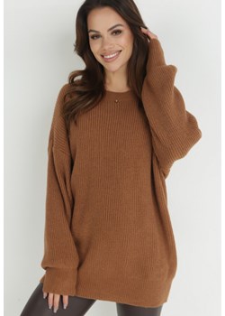 Ciemnobrązowy Sweter Oversize z Okrągłym Dekoltem Ravo ze sklepu Born2be Odzież w kategorii Swetry damskie - zdjęcie 146160667