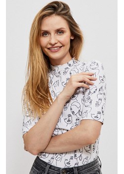 Bluzka z printem w kolorze białym 3939, Kolor biały-wzór, Rozmiar M, Moodo ze sklepu Primodo w kategorii Bluzki damskie - zdjęcie 146546958