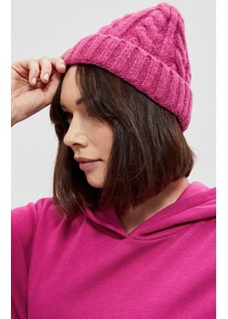 Ciepła czapka z warkoczowym spoltem w kolorze różowym 3922, Kolor różowy, Rozmiar UNI 54-60, Moodo ze sklepu Primodo w kategorii Czapki zimowe damskie - zdjęcie 146546967