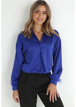 Granatowa Bluzka Satynowa z Piórkami przy Rękawach Timetto ze sklepu Born2be Odzież w kategorii Bluzki damskie - zdjęcie 146556038