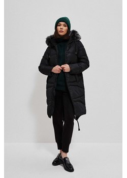 Długa pikowana kurtka z kapturem ze sklepu Moodo.pl w kategorii Kurtki damskie - zdjęcie 146649548
