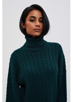 Sweter w warkoczowy splot ze sklepu Moodo.pl w kategorii Swetry damskie - zdjęcie 146649555