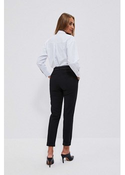 Eleganckie spodnie z prostą nogawką czarne ze sklepu Moodo.pl w kategorii Spodnie damskie - zdjęcie 146692258