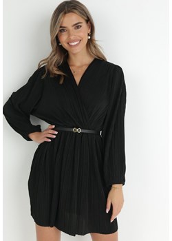 Czarna Sukienka Plisowana z Paskiem i Metalicznym Efektem Nihie ze sklepu Born2be Odzież w kategorii Sukienki - zdjęcie 146801677