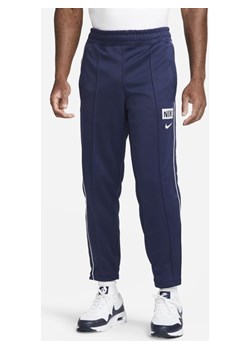 Męskie spodnie w stylu retro Nike Sportswear - Niebieski ze sklepu Nike poland w kategorii Spodnie męskie - zdjęcie 146846417