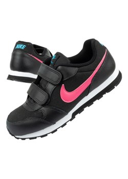 Buty sportowe Nike Runner 2 Jr 807317-020 czarne ze sklepu ButyModne.pl w kategorii Buty sportowe dziecięce - zdjęcie 147001769
