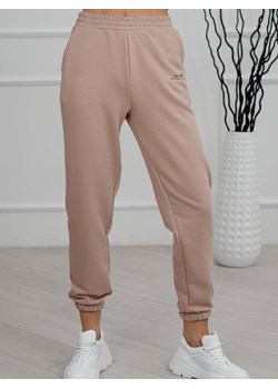 Spodnie dresowe ze ściągaczami Azuri ze sklepu Eye For Fashion w kategorii Spodnie damskie - zdjęcie 147029919