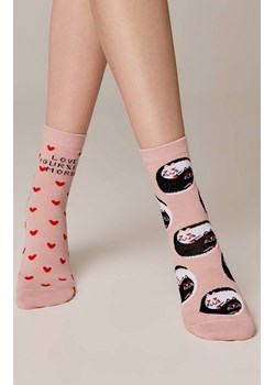 Bawełniane śmieszne skarpetki z wzorem Love yourself, Kolor różowy-wzór, Rozmiar 36-39, Conte - id: 168322 - marki Conte - 147085668 Bawełniane śmieszne skarpetki z wzorem Love yourself, Kolor różowy-wzór, Rozmiar 36-39, Conte ze sklepu Intymna w kategorii Skarpetki damskie - zdjęcie 147085668