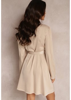 Beżowa Satynowa Sukienka Kopertowa Vinc ze sklepu Renee odzież w kategorii Sukienki - zdjęcie 147088207