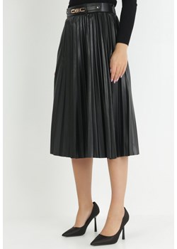 Czarna Spódnica Plisowana z Imitacji Skóry Obono ze sklepu Born2be Odzież w kategorii Spódnice - zdjęcie 147178867