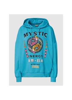 Bluza z kapturem i nadrukiem z motywem model ‘JOHANNE’ ze sklepu Peek&Cloppenburg  w kategorii Bluzy damskie - zdjęcie 147217055
