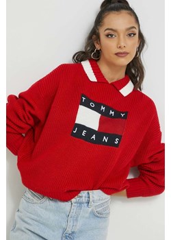 Tommy Jeans sweter damski kolor czerwony ze sklepu ANSWEAR.com w kategorii Swetry damskie - zdjęcie 147344058