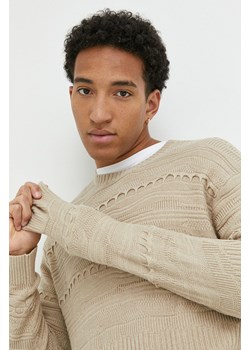 Hollister Co. sweter męski kolor beżowy lekki ze sklepu ANSWEAR.com w kategorii Swetry męskie - zdjęcie 147488528