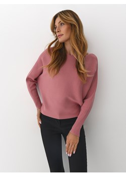 Mohito - Miękki sweter z dzianiny - Różowy ze sklepu Mohito w kategorii Swetry damskie - zdjęcie 147550875