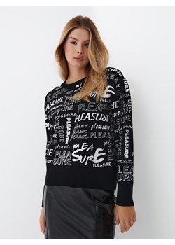 Mohito - Sweter z napisami - Czarny ze sklepu Mohito w kategorii Swetry damskie - zdjęcie 147551459