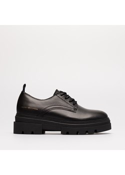 TOMMY HILFIGER LEATHER LACE UP SHOE ze sklepu Symbiosis w kategorii Półbuty damskie - zdjęcie 147731666