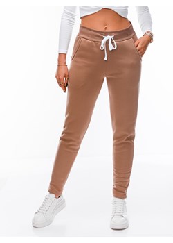 Spodnie damskie dresowe 069PLR - brązowy ze sklepu Edoti w kategorii Spodnie damskie - zdjęcie 147910936