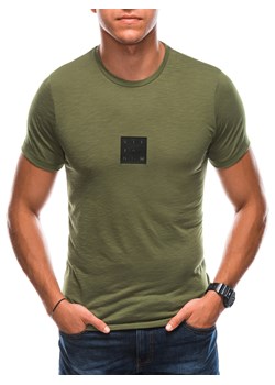 T-shirt męski z nadrukiem 1730S - khaki ze sklepu Edoti w kategorii T-shirty męskie - zdjęcie 147913959