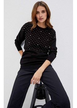 Czarny sweter z perełkami 3656, Kolor czarny, Rozmiar XS, Moodo ze sklepu Primodo w kategorii Swetry damskie - zdjęcie 148037449