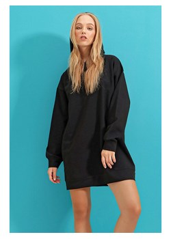 Bluza w kolorze czarnym ze sklepu Limango Polska w kategorii Bluzy damskie - zdjęcie 148324266