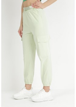 Jasnozielone Spodnie Szerokie z Gumką w Pasie Shepi ze sklepu Born2be Odzież w kategorii Spodnie damskie - zdjęcie 148403309