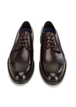 Męskie buty derby skórzane na grubej podeszwie brązowe ze sklepu WITTCHEN w kategorii Buty eleganckie męskie - zdjęcie 148412508