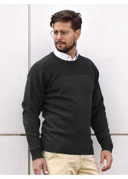 Sweter męski pod szyję - Patryk - oliwka - M ze sklepu Swetry Lasota w kategorii Swetry męskie - zdjęcie 148487996