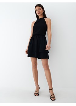 Mohito - Czarna sukienka mini z odkrytymi ramionami - Czarny ze sklepu Mohito w kategorii Sukienki - zdjęcie 148495857