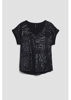 Bawełniana bluzka z błyszczącym nadrukiem czarna ze sklepu Moodo.pl w kategorii Bluzki damskie - zdjęcie 148599365