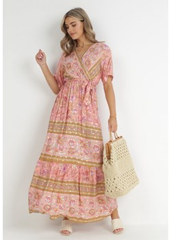 Różowa Wiskozowa Sukienka z Metalicznym Nadrukiem i Gumką w Pasie Amofie ze sklepu Born2be Odzież w kategorii Sukienki - zdjęcie 148614895