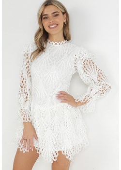 Biała Koronkowa Sukienka Mini z Asymetrycznym Dołem Trudy ze sklepu Born2be Odzież w kategorii Sukienki - zdjęcie 149066227