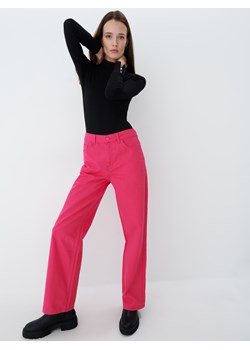 Mohito - Jeansy wide leg - Różowy ze sklepu Mohito w kategorii Jeansy damskie - zdjęcie 149084097