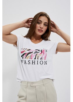 Bawełniany t-shirt z napisem biały ze sklepu Moodo.pl w kategorii Bluzki damskie - zdjęcie 149217889