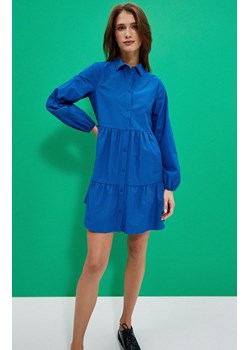 Bawełniana koszulowa sukienka damska w kolorze niebieskim, Kolor niebieski, Rozmiar XS, Moodo ze sklepu Primodo w kategorii Sukienki - zdjęcie 149491827