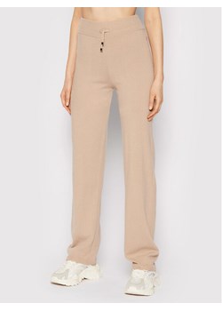 Juicy Couture Spodnie dresowe JCKB221004 Brązowy Regular Fit ze sklepu MODIVO w kategorii Spodnie damskie - zdjęcie 149974428