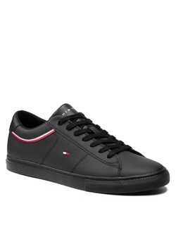 Tommy Hilfiger Sneakersy Essential Leather Sneaker Detail FM0FM03887 Czarny ze sklepu MODIVO w kategorii Trampki męskie - zdjęcie 150220648