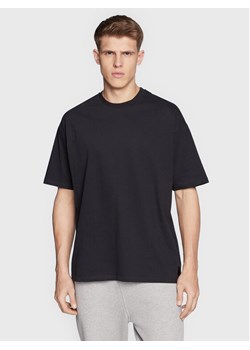 OCAY T-Shirt 22-311002 Czarny Regular Fit ze sklepu MODIVO w kategorii T-shirty męskie - zdjęcie 150396737