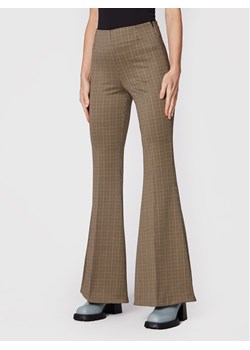 Liu Jo Spodnie materiałowe WF2257 J4044 Beżowy Regular Fit ze sklepu MODIVO w kategorii Spodnie damskie - zdjęcie 150474928